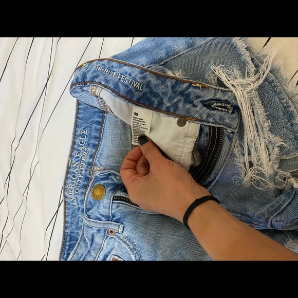 American eagle high waisted shorts - Picture 4 of 4